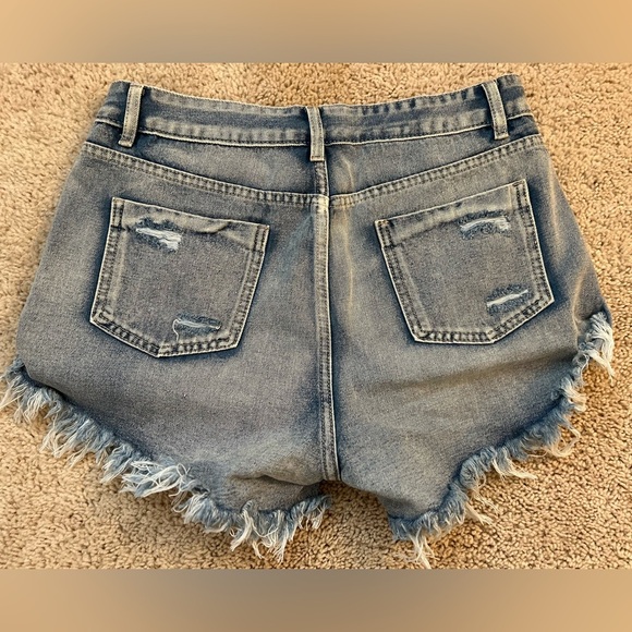 SHEIN High-Waisted Distressed Denim Shorts – Size 32 - Picture 2 of 2